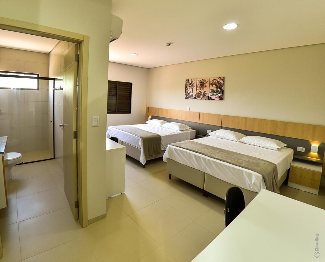 Hotel Plaza Garden Cascavel  Eksteriør billede